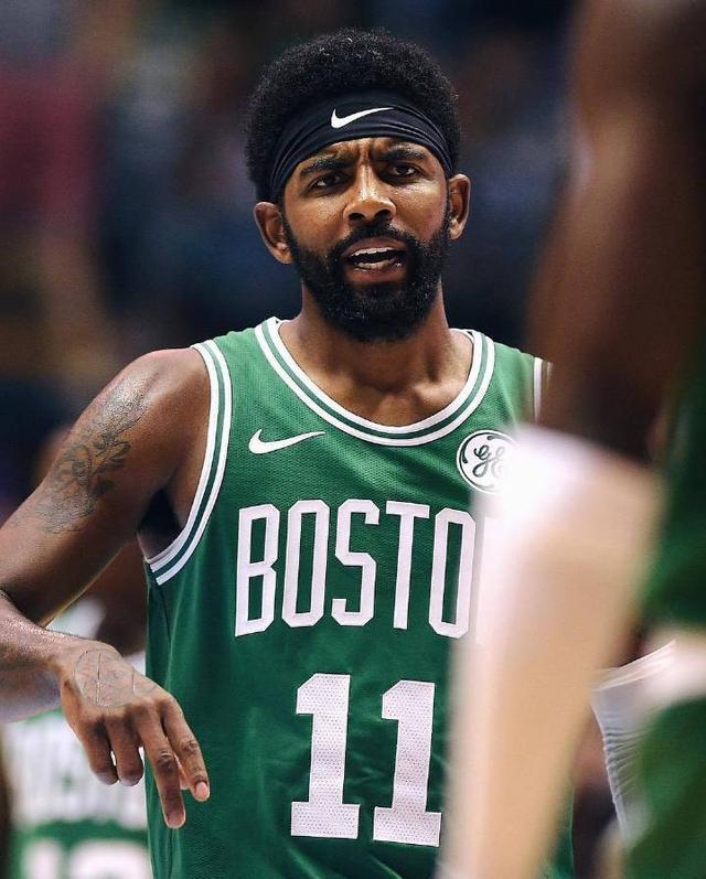 期内防线配 期内防线配